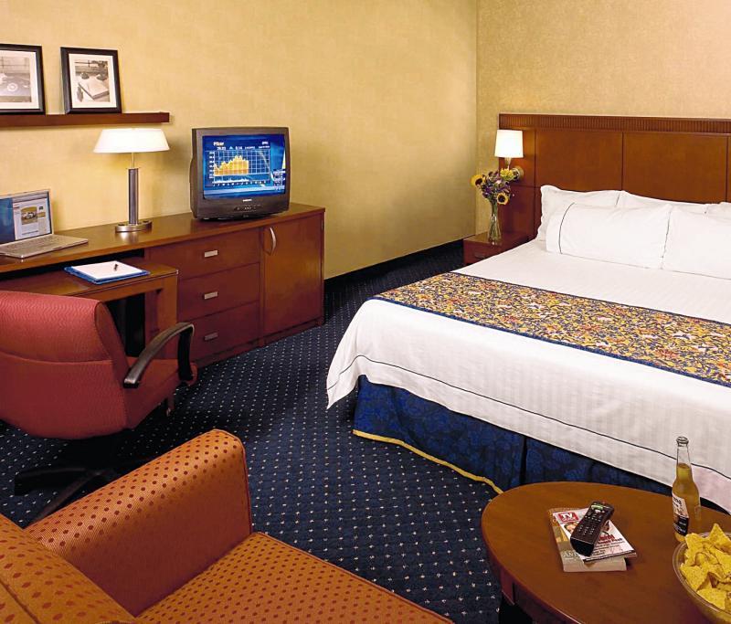 Hotel Courtyard By Marriott Rockford